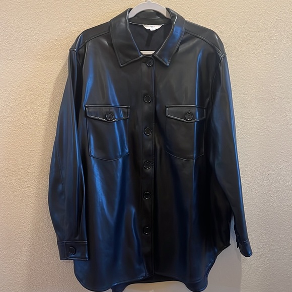 NWOT🖤Faux Leather Button Down Shacket🖤 - Picture 3 of 5
